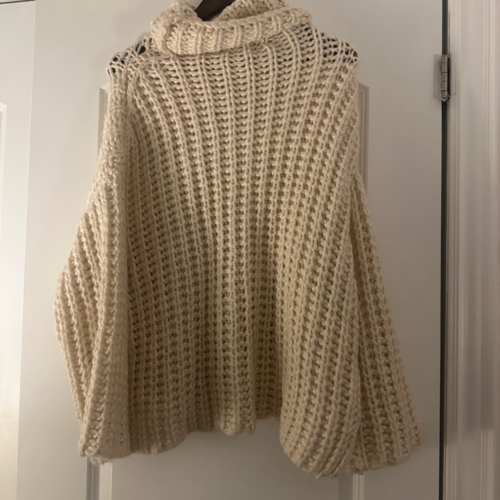 Zara Cream Chunky Knit Turtleneck Sweater with Relaxed Fit, Size S, Brand New - Picture 4 of 6